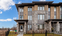Townhouse for Lease in Pickering