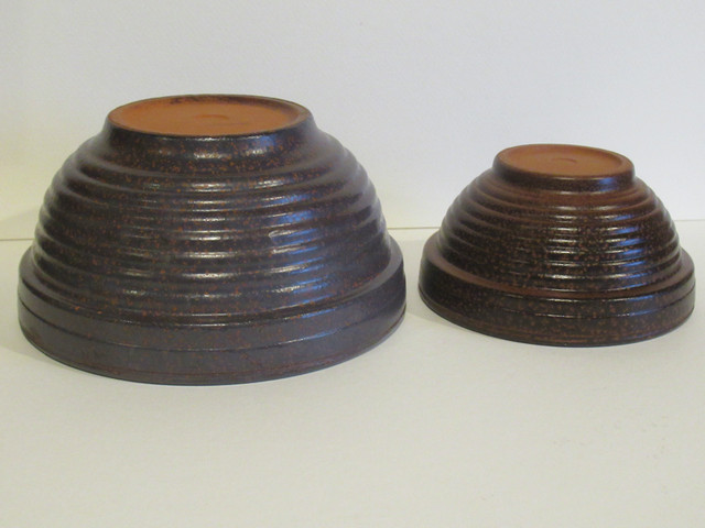 FARMHOUSE  BEEHIVE  MIXING POTTERY  BOWLS  GERMANY  *EACH* in Home Décor & Accents in London - Image 3