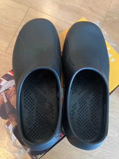 Work Shoes, View more