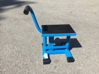 DIRT BIKE STAND
