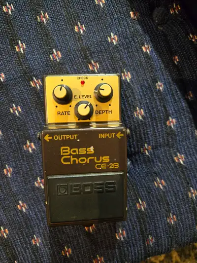 Boss Bass Chorus CE-2B, View more