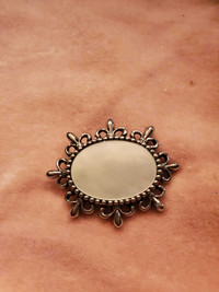 VintageSarah Coventry Cdn 1 1/2"  Mother  of Pearl and Silver 