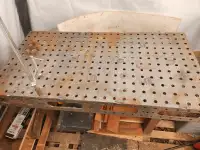 Fabrication table 
