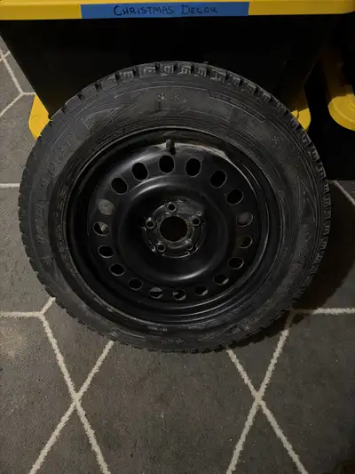 Sumitomo Ice Edge x4 Preium Tires + black steel rims Mounted Used 1 season, excellent condition 215/...