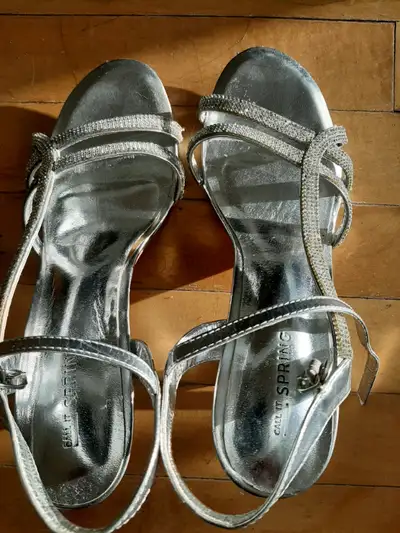 7.5 spring shoes, View more