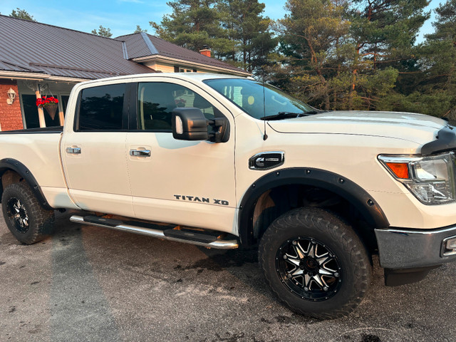 2016 Nissan Titan XD Diesel in Cars & Trucks in Kawartha Lakes - Image 2
