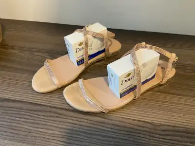 Sandales femme  Guess, View more