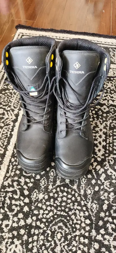 Bottes cap d'acier, neuves de marque Terra, View more