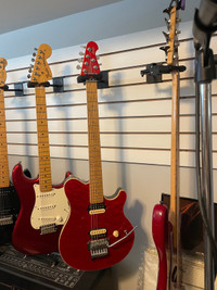 EBMM Ernie Ball Musicman Axis in red - sell or trade