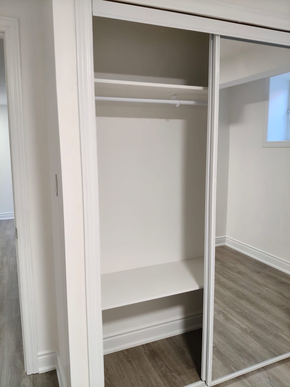 Legal 2 bedroom basement apartment for rent in Brampton 5