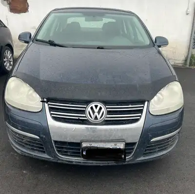 Parts only - engine not repairable newer rims & tires Located in Cranbrook