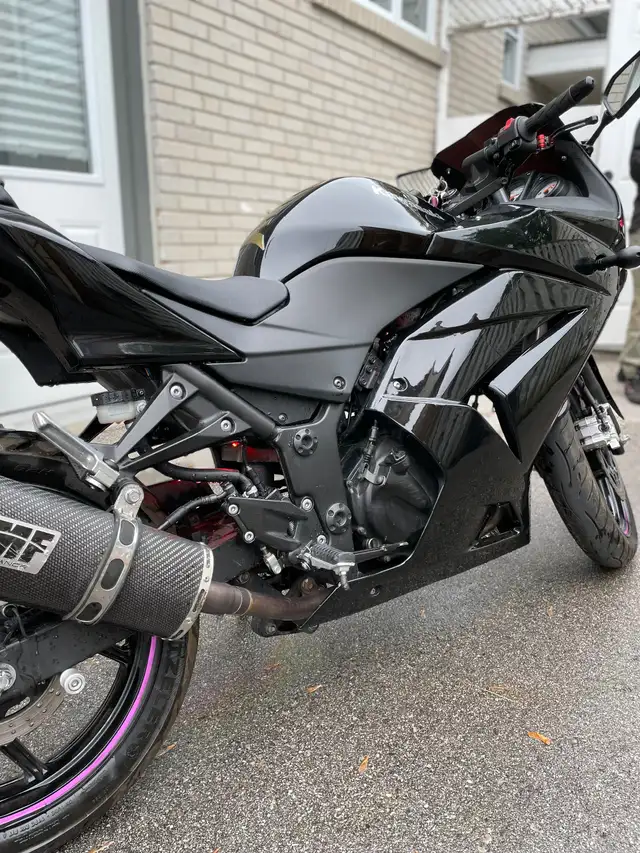 Motor Cycle in Sport Bikes in Markham / York Region - Image 4