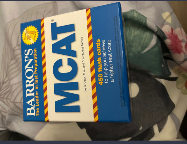 Kaplan Mcat books set + kaplan flashcard + barron flash  in Textbooks in London - Image 3