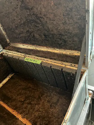 Road Case 23”x 20”x 10.5” high no foam good condition, View more