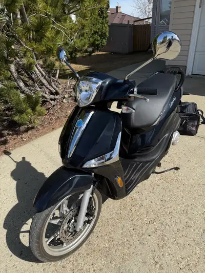2024 piaggio Liberty 50 Goes up to 70km per hour really fun to drive Up to 100km in distance and it...