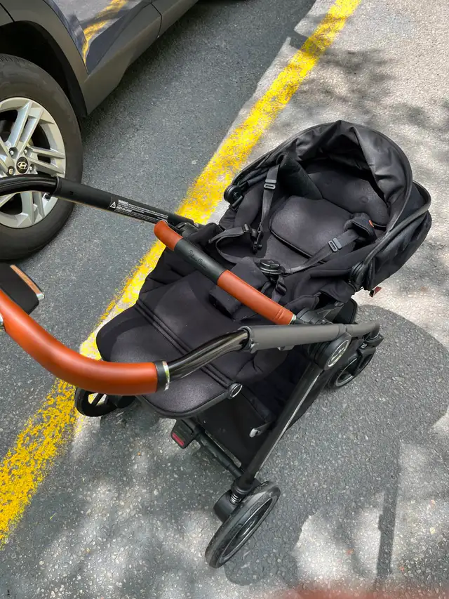 Selling Silver Cross Reef Stroller $250 in Strollers, Carriers & Car Seats in City of Toronto - Image 6
