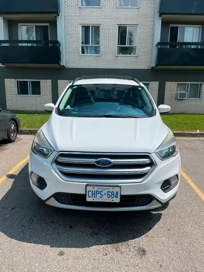 I’m looking to sell my 2017 Ford Escape Se AWD, the car was only used for family purposes, the car i...