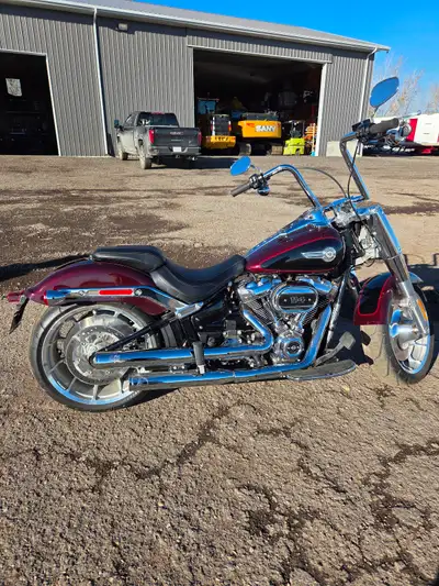 2022 Never Been Rode Harley Davidson Fat Boy. Soft Tail. After Market Vance & HInes exhaust. Origina...