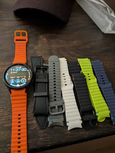 Samsung Galaxy watch 6 classic 47 mm gps, View more