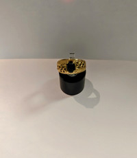 Women's 10K Gold Ring with Onyx~Size 6