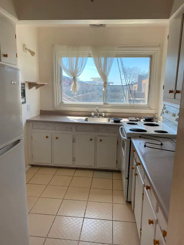 3 1/2 pour le mois de mars