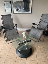 Pivot Table and chairs for sale