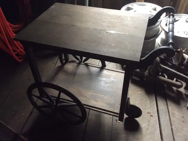 ESTATE SALE .....VINTAGE CHAIRS AND TABLES....$45 up.... in Dining Tables & Sets in Hamilton - Image 7