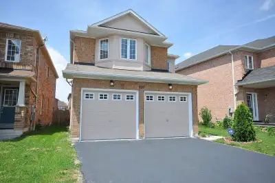 Well Upgraded, Mint condition Detached Home Located In High Demand Area Of Central Mississauga. Full...