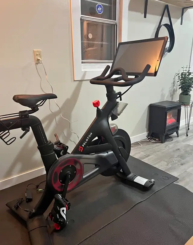 Peloton Bike460680363498557440