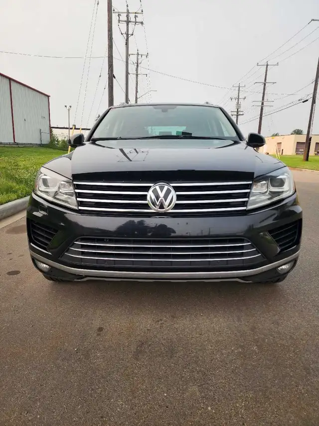 2016 Volkswagen Touareg- Fully Loaded  in Cars & Trucks in Edmonton - Image 4