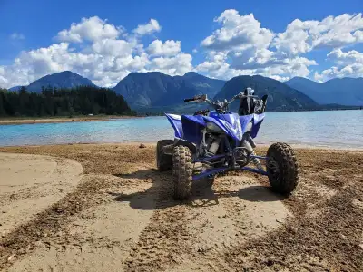 This 2018 Yamaha YFZ450R features a high-performance fuel-injected engine, making it a powerful mach...