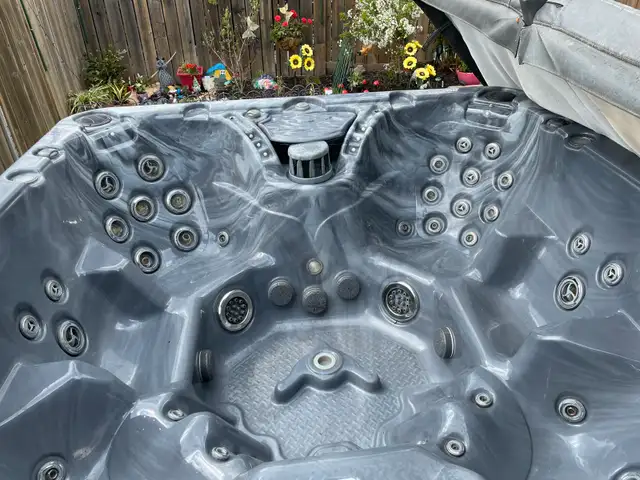 2018 Hot tub spa in Hot Tubs & Pools in Red Deer - Image 2