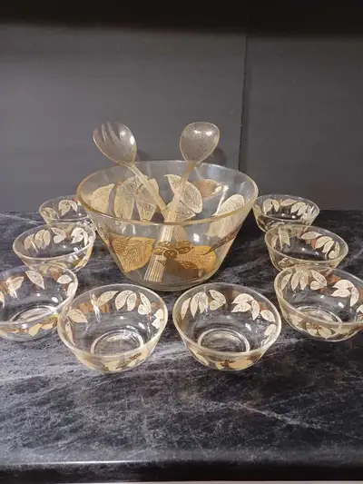 Vintage salad bowl set, View more