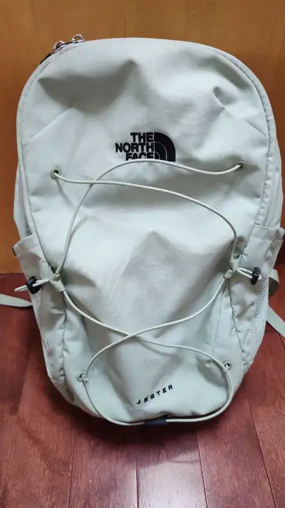THE NORTH FACE Women's Jester Everyday Laptop Backpack, Ice Blue/TNF Black, One Size. Used. Pickup a...