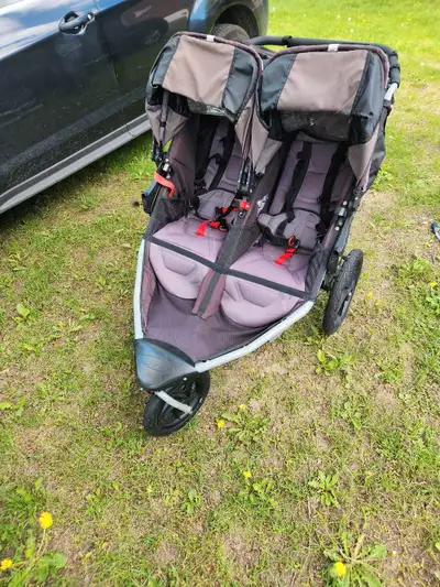 BOB Double Jogging Stroller plus accessories, View more