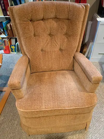 La-Z-Boy Lounge Chair / Recliner, View more