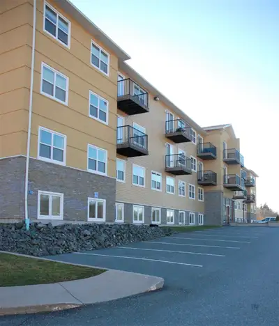 2 bdr, a clean top-floor unit. Close to NBCC and Costco