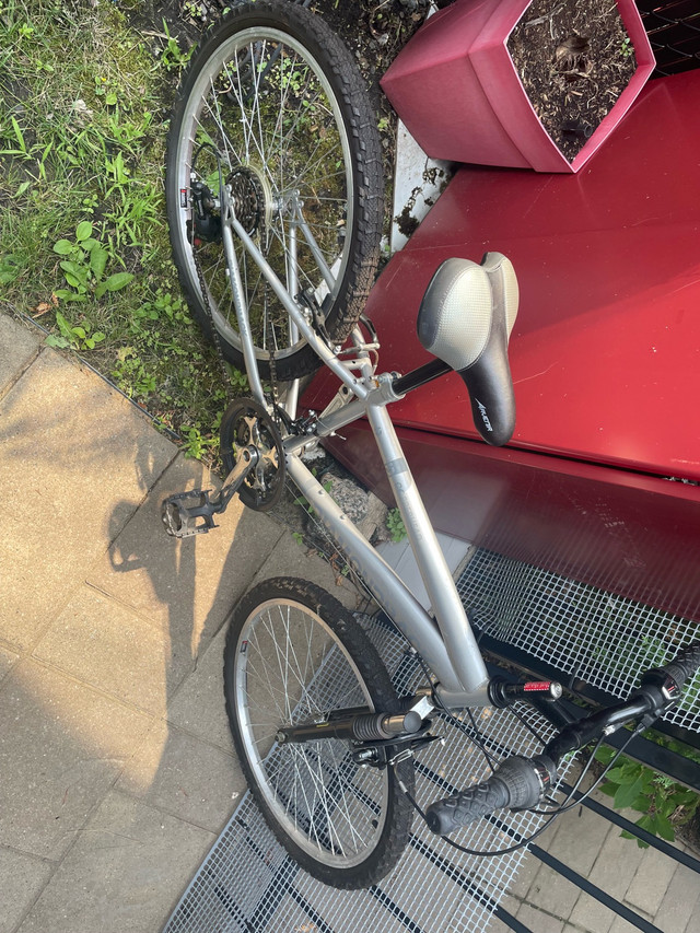 bicycles dans Vélos électriques  à Longueuil/Rive Sud