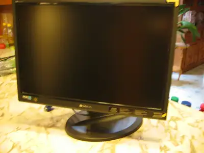 Moniteur pour ordinateur informatique Gateway, View more