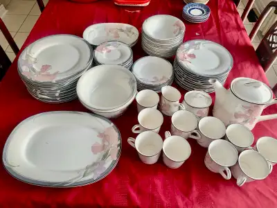 Excellent Deal ! New decade by Noritake dinnerwares set, View more