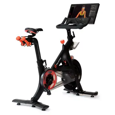 Barely used Peloton, headphones, shoes, weights and mat. Available for pick up in Leslieville, Old T...