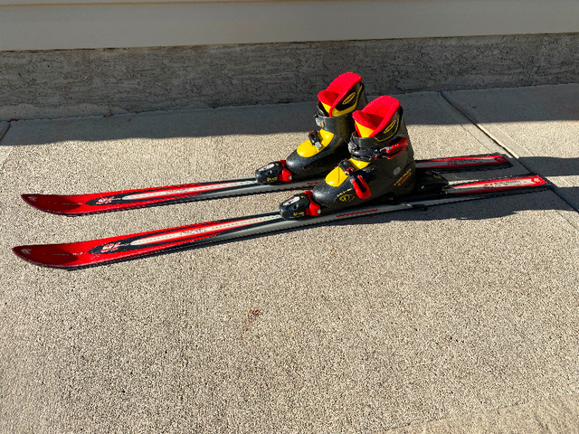 Techno youth skis (130cm) and Head Boots (22.5) in Ski in Lethbridge - Image 2