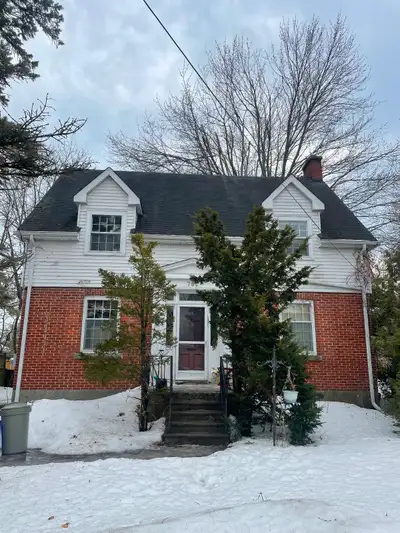 5 bedrooms , 2 bathrooms house available for 12 months lease starting May 2026. $850 per room + util...