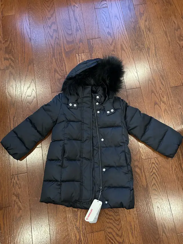 Price drop! brand new GAP winter jacket size XS(4/5) kids62863272817539126