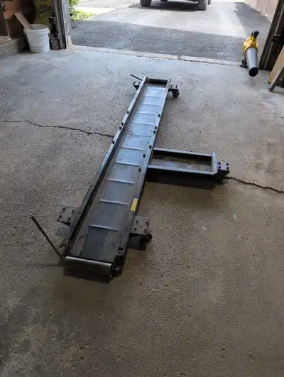 I've had this bike dolly for a few years. I used it with my Indian chieftan. I no longer have that b...