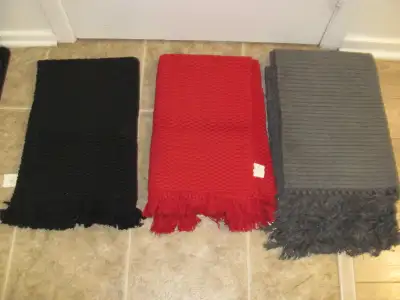 New Price *** Tapis – Carpet *** Nouveau prix, View more