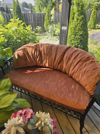 Palma Brava wrought iron sofa & armchair set. This set includes a loveseat (4’ 8” x 2’ 8”) and a cha...