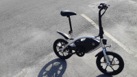 Brand new condition portable e-bike (sold out at all stores)!