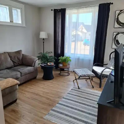 Bright and well-maintained 3-bedroom house located at 405 Carmody Street. Features include private b...