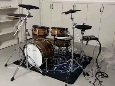 New Lemon TD950 electronic drum set. Roland module compatible.